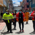 El Alcalde local y el comandante de la Policía recorren las calles de la localidad